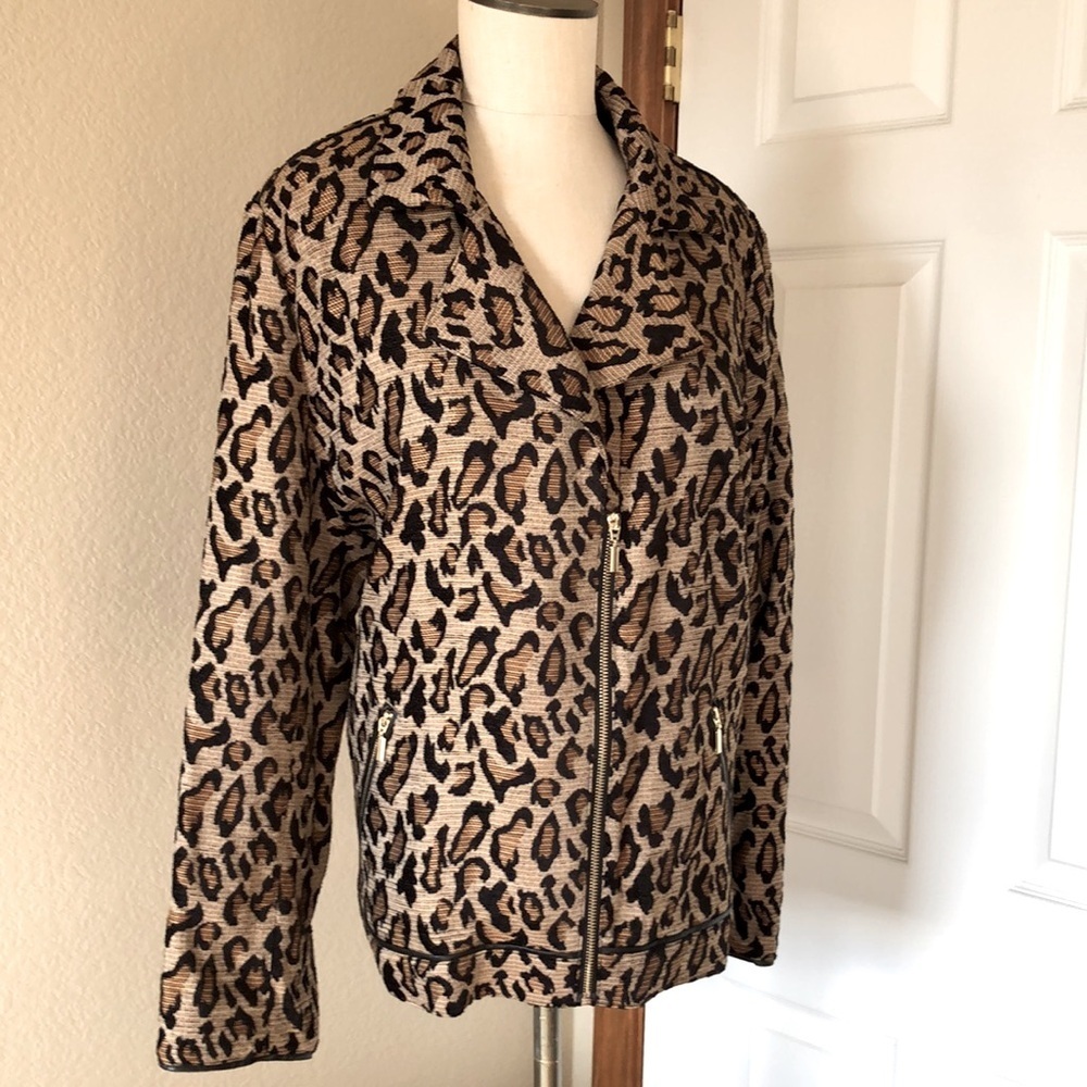 Chic Adventurous Rebel Ripping!NEW Chicos Jacquard Animal Print Moto Jacket-NWT - Picture 2 of 12